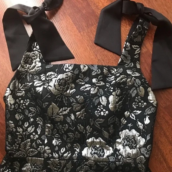 NWOT Alice + Olivia Maryann Metallic Jacquard Bow Tie Shoulder Dress 0 - Picture 15 of 16